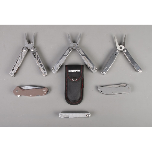 424 - Six pocket multi-tools, to include Leatherman Sidekick, Kershaw Speedsafe, Swiss Tech, SRM and Workp... 