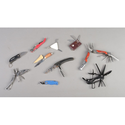 433 - Ten assorted pocket knives and tools. To include triangular, Laithwaites branded, 'True' multi-tool ... 