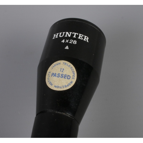 32 - A Japanese Hunter rifle scope 4x28, L30.5cm.