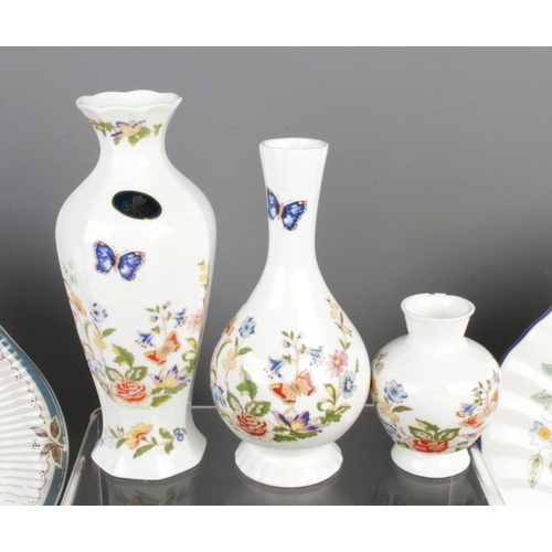 53 - A group of collectable ceramics, to include Royal Albert 
