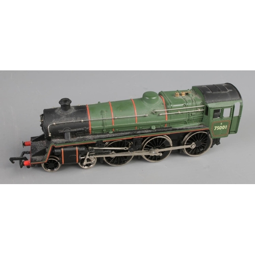 Five green OO Gauge (1/76 Scale) locomotives, including Tri-ang R53 ...