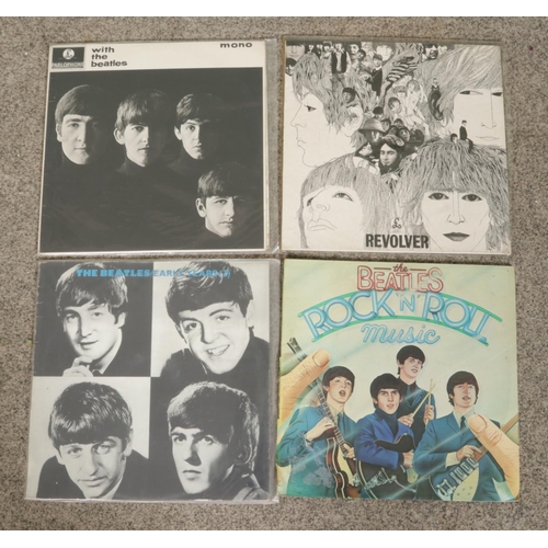 25 - A collection of ten The Beatles vinyl records, including PCS 7088 Abbey Road (2), PCS 7027 Sgt. Pepp... 