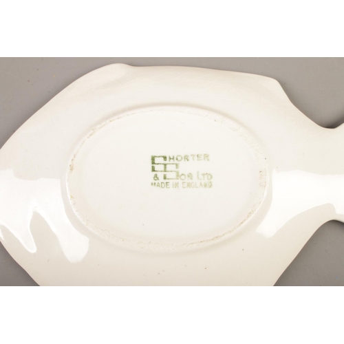 43 - A Shorter & Son, Stoke on Trent fish service, consisting of large platter, plates, side plates and s... 