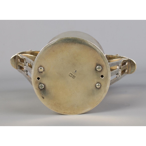 143 - An Edwardian Arts & Crafts silver gilt twin handled cup, modelled on Nestor's Cup from Mycenae. With... 