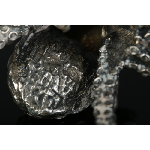 147 - A silver model of an octopus. Height 6cm. 55.5g.