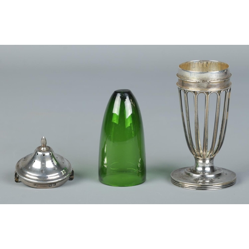 159 - An Edwardian silver pounce pot with green glass liner. Stamped Leuchars, Paris to base. Assayed Birm... 