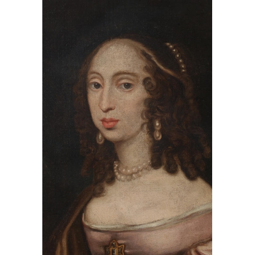 228 - Isaac Paling (circa 1640-1728), a pair of gilt framed oils on canvas, portraits of aristocratic ladi... 