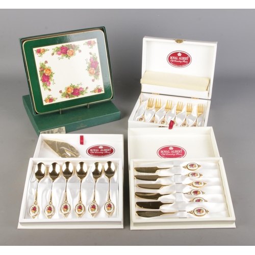 63 - An extremely large collection of Royal Albert Old Country Roses dinnerwares, to include cake stand, ... 