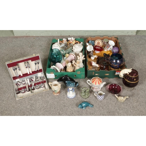 163 - Two boxes of miscellaneous ceramics and glassware to include Capredoni by Dartington, Poole, Wade, Q... 