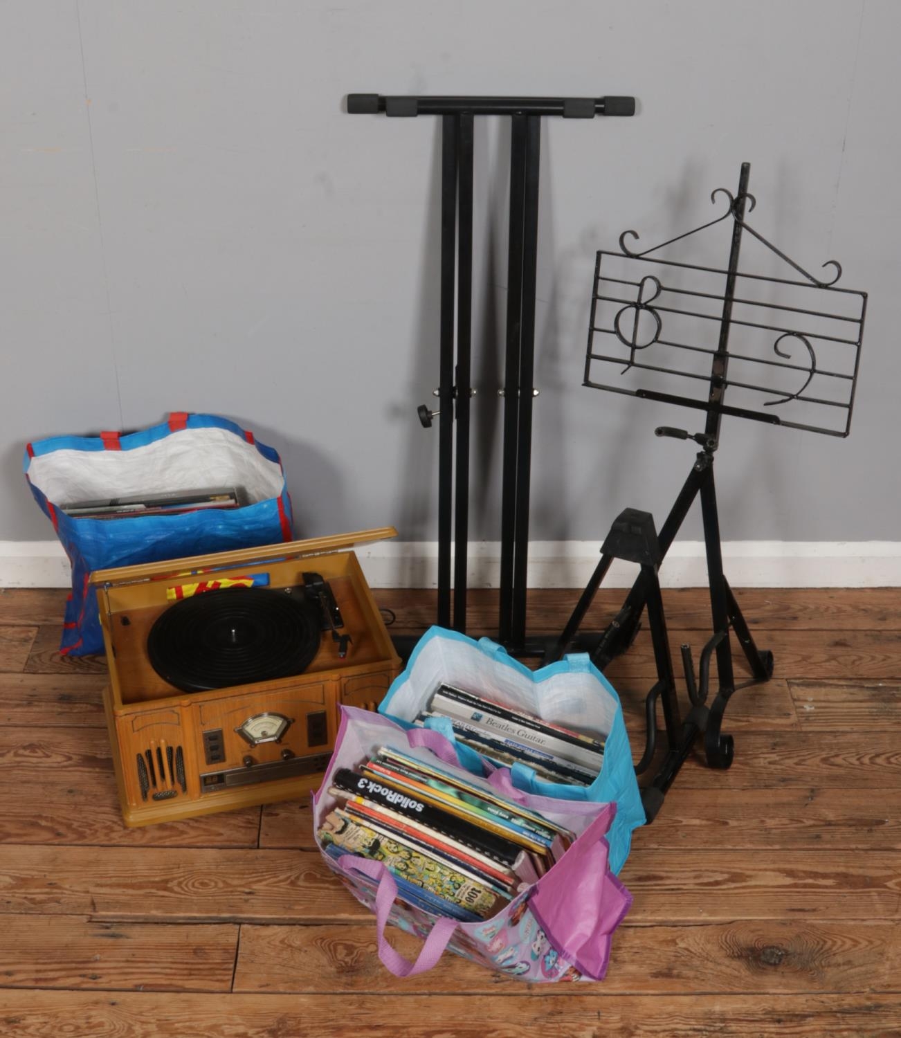 A collection of music related items; To include an Excalibur RD54 ...