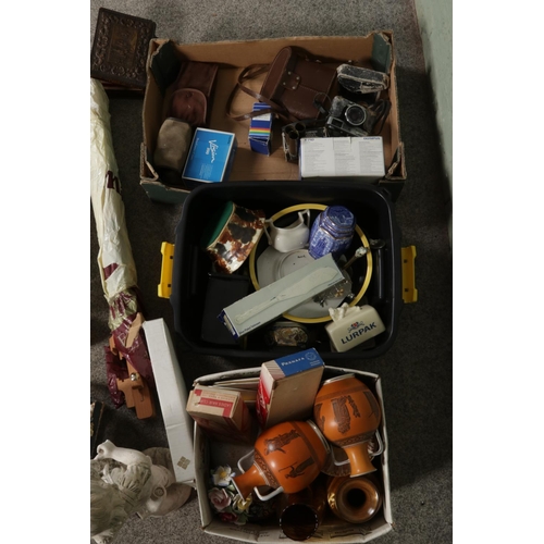 144 - Two boxes of miscellaneous to include Masons, collection of cameras, Windsor & Newton easels, assort... 