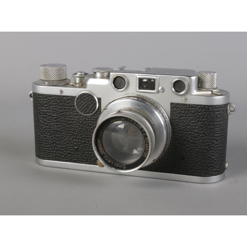 A 1950s Leica IIIC camera D.R.P. 'Ernest Leitz Wetzlar' Germany. Nr. 450842 with Ernest Leitz Wetzlar Summar f=5cm lens.