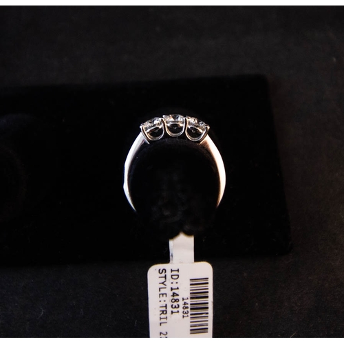 412 - 3 STONE DIAMOND RING. TOTAL DIAMOND .93CT