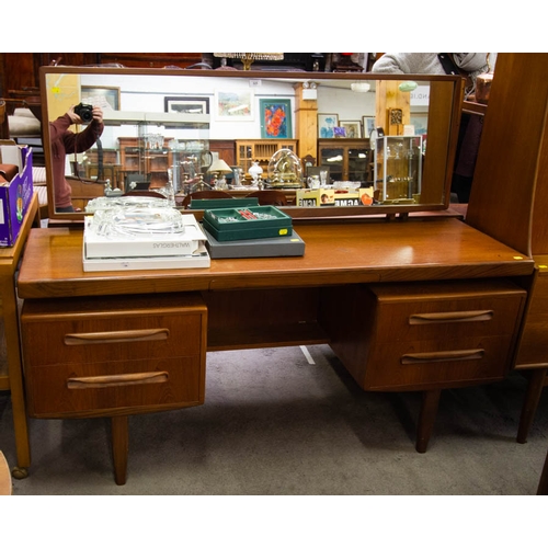 525 - G-PLAN TEAK DRESSING TABLE - MEASURES 5FT