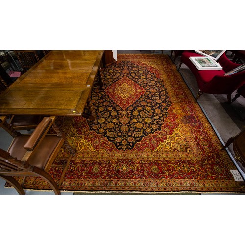 512 - LARGE WASHED GROUND PERSIAN KASHAN RUG 295 X 440CM