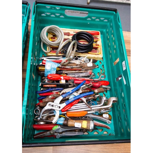 476 - LOT OF TOOLS