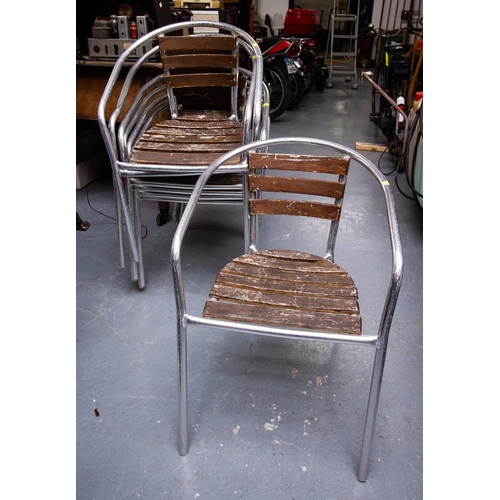 490 - 8 ALUMINIUM CLUB STACKING CHAIRS