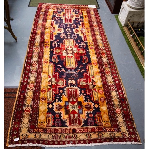 561 - VINTAGE PERSIAN MESKIN RUNNER 285 X 123CM