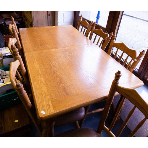 68 - OAK EXTENDING KITCHEN TABLE + 7 CHAIRS