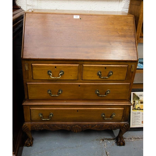 134 - MAHOG. CLAW LEG BUREAU - AF