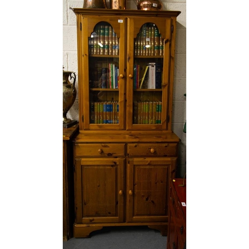 150 - PINE 2 DOOR BOOKCASE