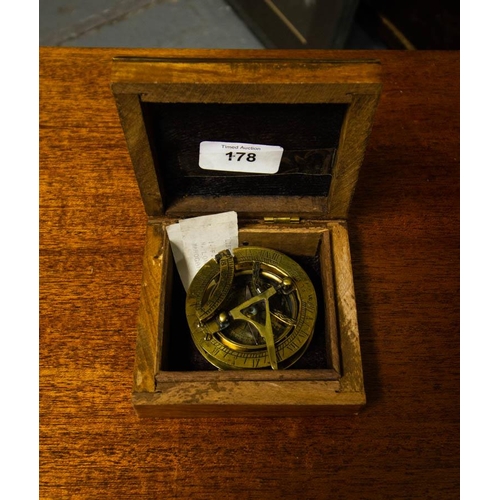 178 - COMPASS IN CASE