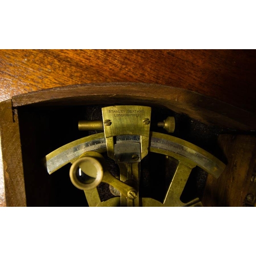 179 - SEXTANT IN CASE