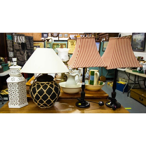 18 - PAIR OF TABLE LAMPS + SHADES, PORCELAIN LAMP + LAMP