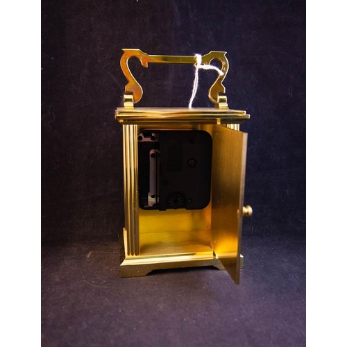 188 - BRASS CARRIAGE CLOCK - LONDON CLOCK CO, MEASURES 12CM