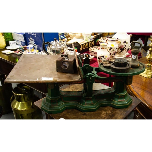 33 - CAST IRON SCALES WITH WEIGHTS