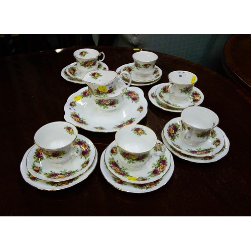 21 PIECE ELIZABETHAN CHINA TEA SET