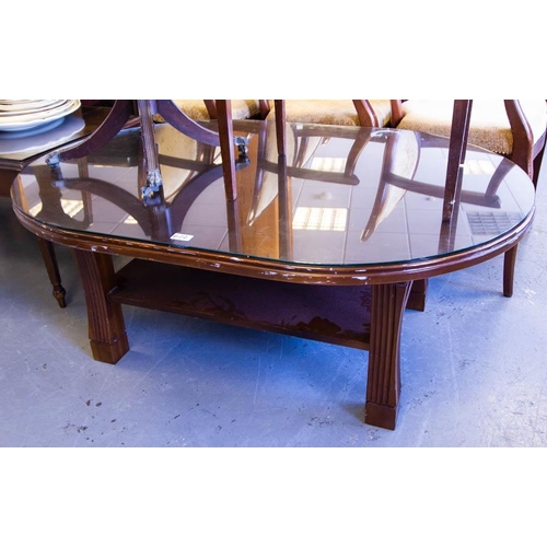 612 - OVAL COFFEE TABLE WITH GLASS TOP