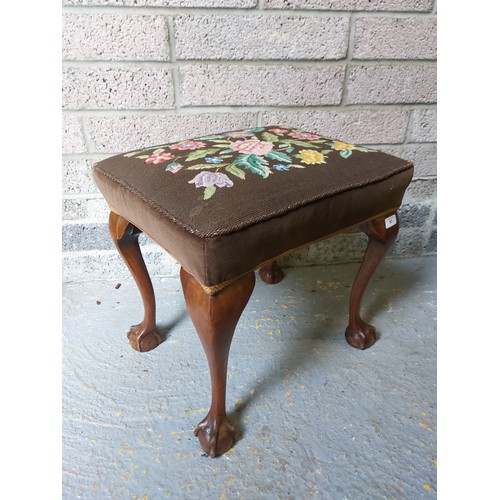 83 - QUALITY MAHOGANY CLAW LEG FOOTSTOOL WITH TAPESTRY TOP