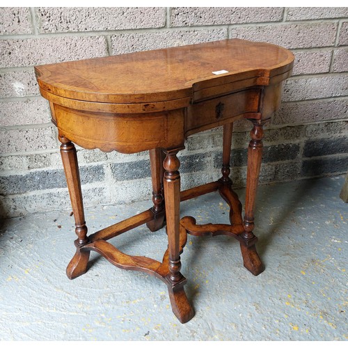 76 - ANTIQUE CROSSBANDED WALNUT OCCASIONAL TABLE