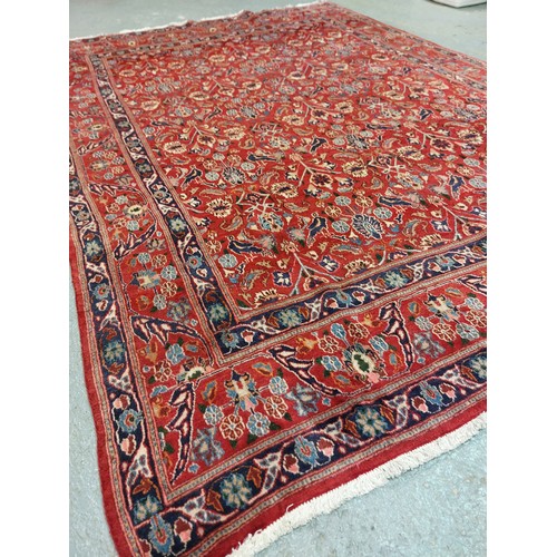 81 - WASHED RED MAHOOT PERSIAN RUG 
285 X 210