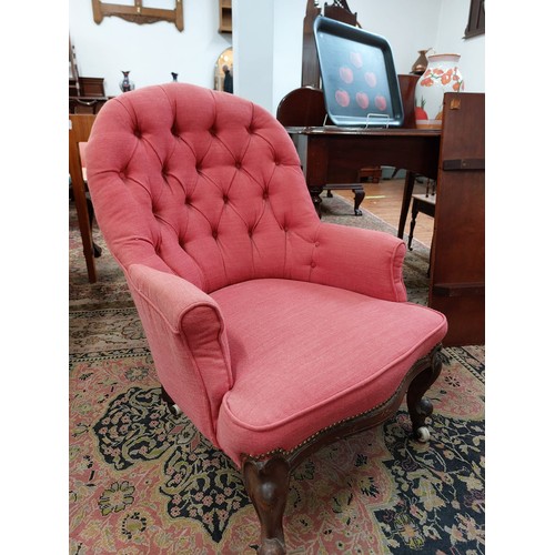 139 - VICTORIAN BUTTON BACK LADIES OCCASIONAL CHAIR ON CABRIOLE LEGS