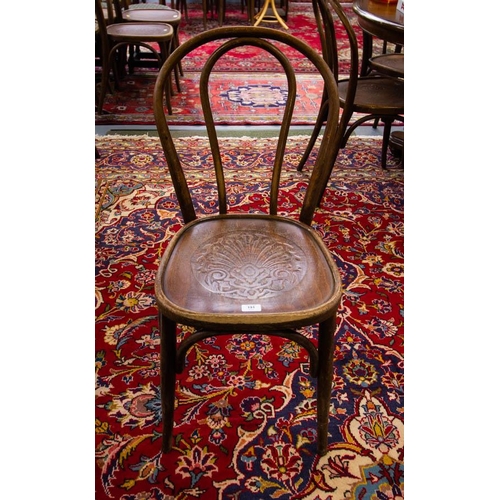 191 - 6 BENTWOOD CHAIRS