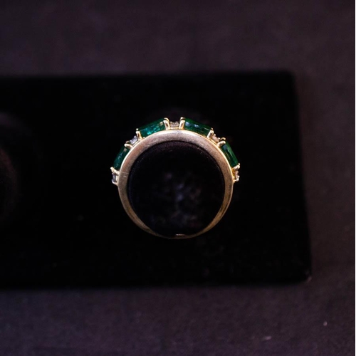 188 - EMERALD + DIAMOND BAND SET IN 9K YELLOW GOLD