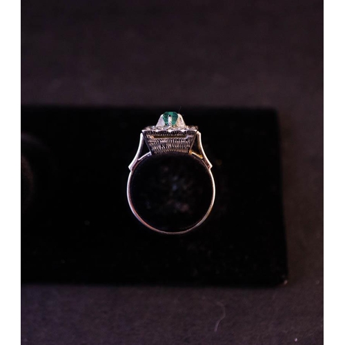 189 - 18K WHITE GOLD EMERALD + DIAMOND RING