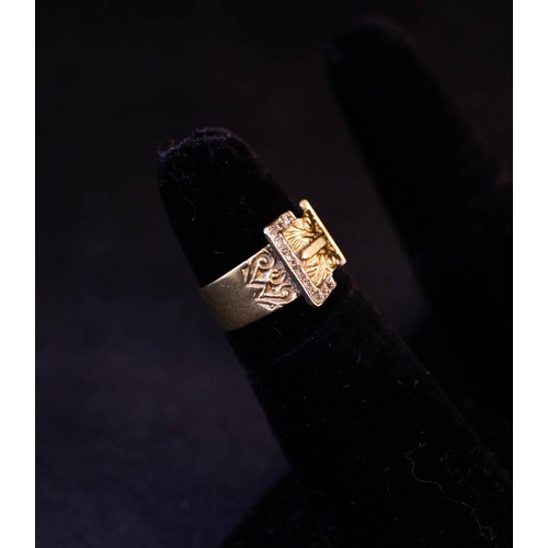 196 - 9K YELLOW GOLD BUCKLE RING WITH DIAMOND 3G