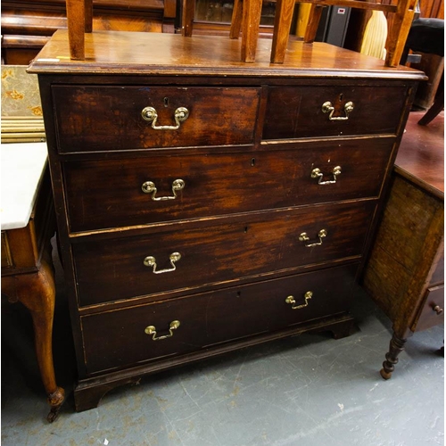 513 - MAHOGANY 2 OVER 3 DRAWER CHEST ON BRACKET FOOT 102L X 55W X 110H CM