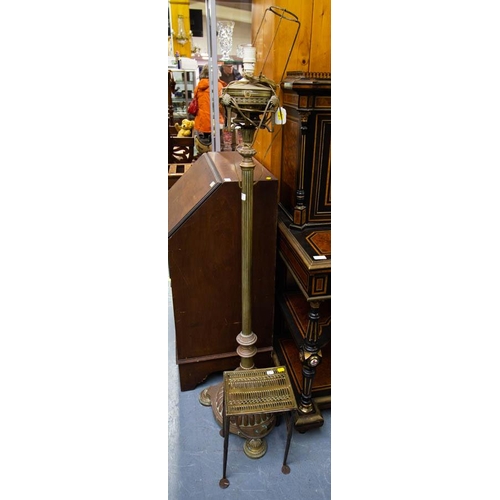 517 - TALL VICTORIAN BRASS LAMP + TRIVET