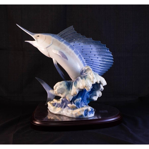 18 - LLADRO MAJESTY OF THE SEAS NO. 06796 33H CM