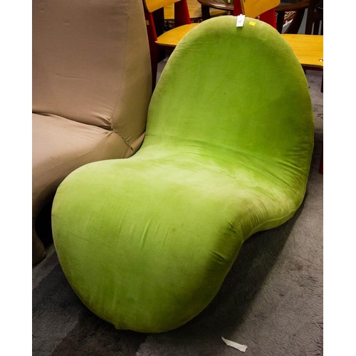 123 - GREEN RETRO FLOOR LOUNGE CHAIR