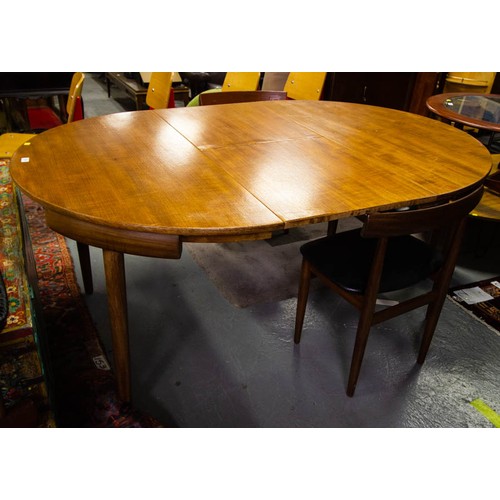 124 - 1960’S FULLY LABELLED ROUNDETTE TABLE AND 4 CHAIRS DESIGNED BY HANS OLSEN FOR FREM RØJLE 120W + 50CM... 