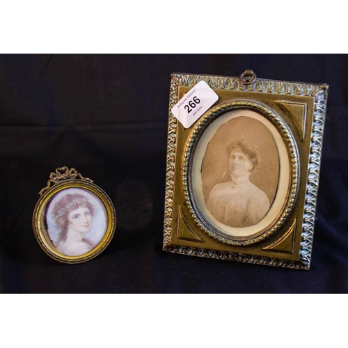 266 - QUALITY BRASS FRAMED PICTURE + 3 MINIATURES