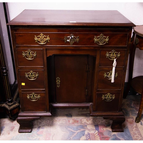 88 - NEAT ANTIQUE CROSS BANDED MAHOGANY LADIES DESK 78 X 47 X 84H CM