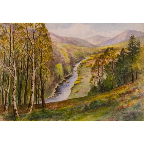 167 - HOWARD KNEE (1889 - 1971). 
VIEW OVER THE VALE OF AVOCA. 
WATERCOLOUR. 
SIGNED. 26 X 37CM.