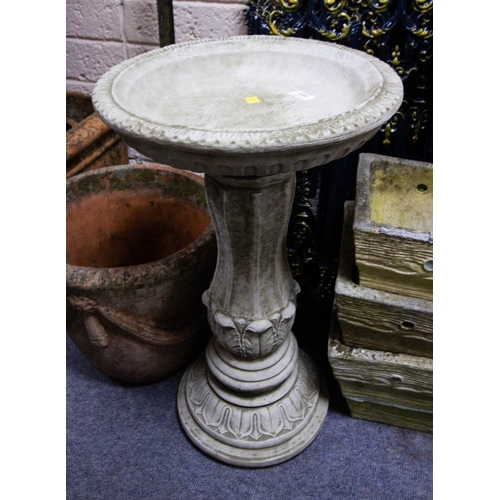 449 - LEAF TOP STONE WARE BIRDBATH 39W X 70H CM