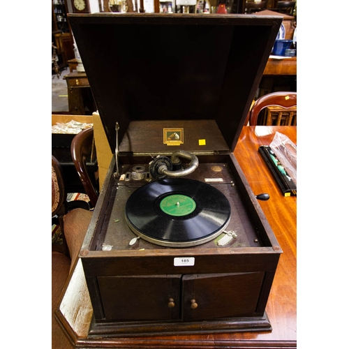 185 - OAK TABLE GRAMOPHONE AF